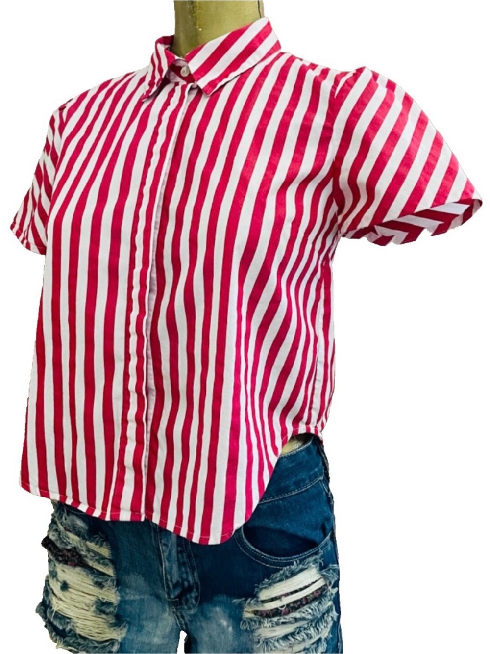 Classic Striped Cotton Button-Down SHIRT Medium